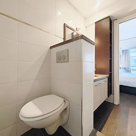 Viva Riviera General Ferrie 아파트