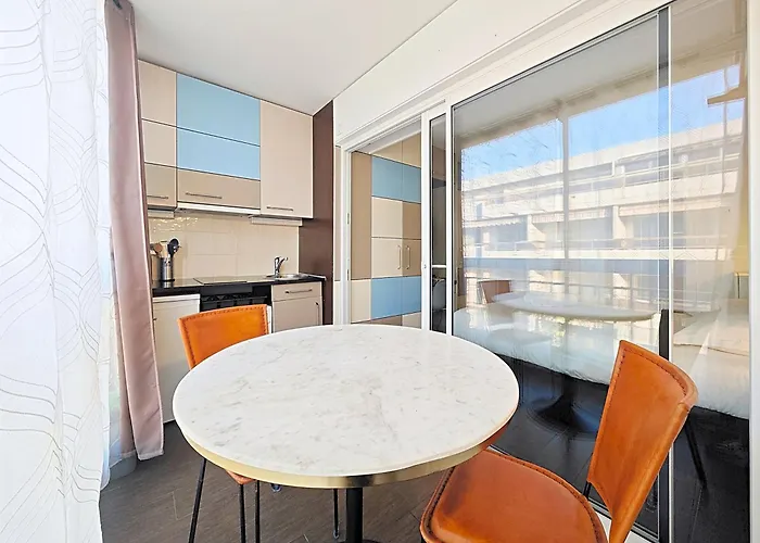 Viva Riviera General Ferrie Канны