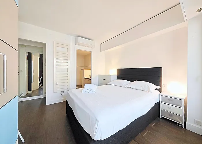 Viva Riviera General Ferrie Апартаменты